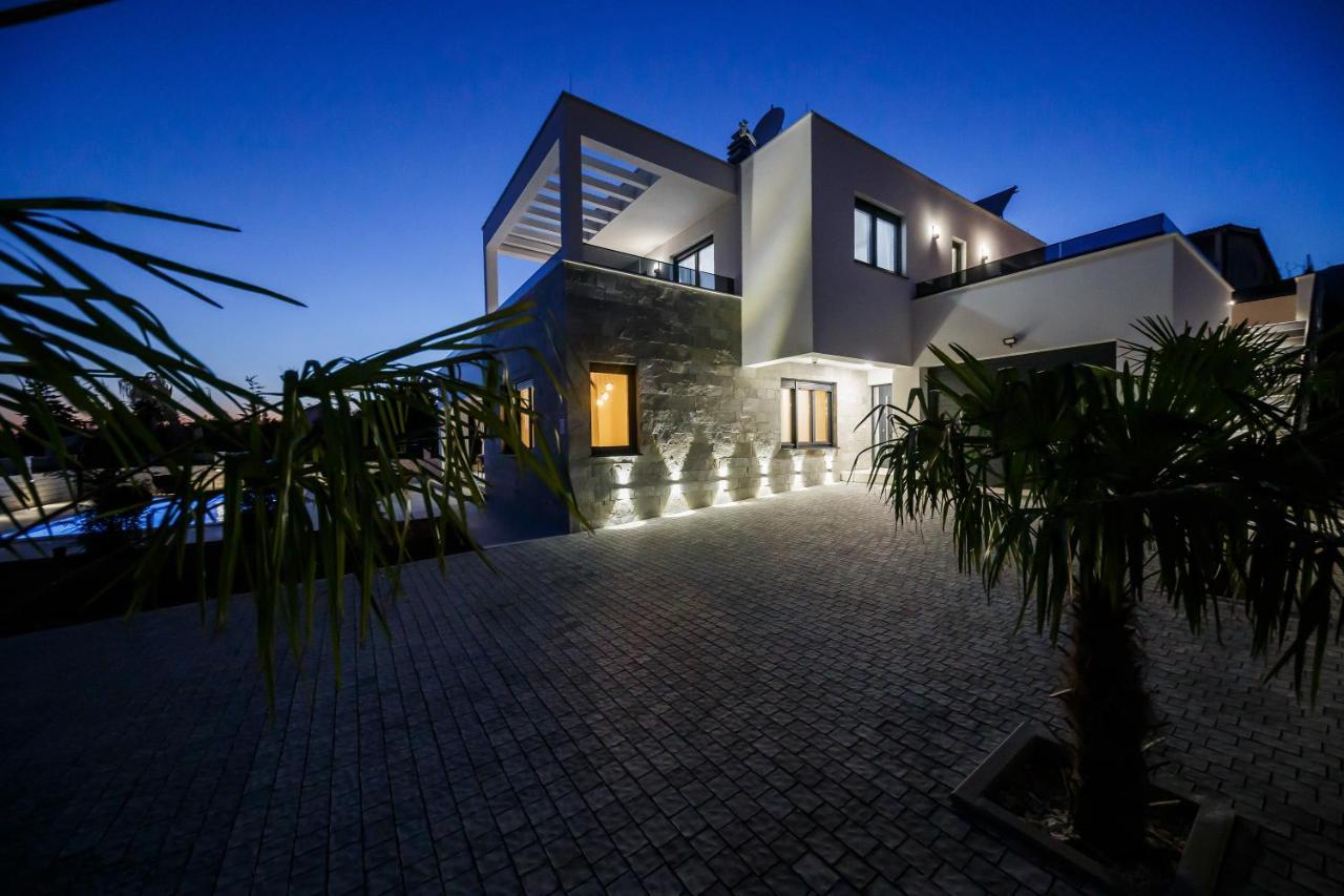 Villa Luka Kastela Luaran gambar