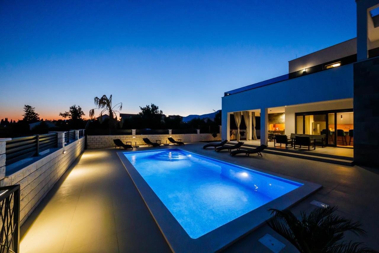 Villa Luka Kastela Luaran gambar