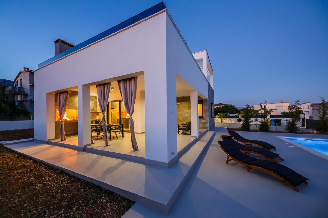 Villa Luka Kastela Luaran gambar