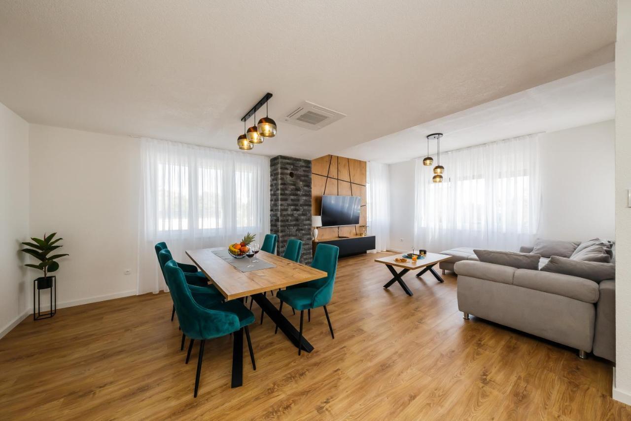 Villa Luka Kastela Luaran gambar