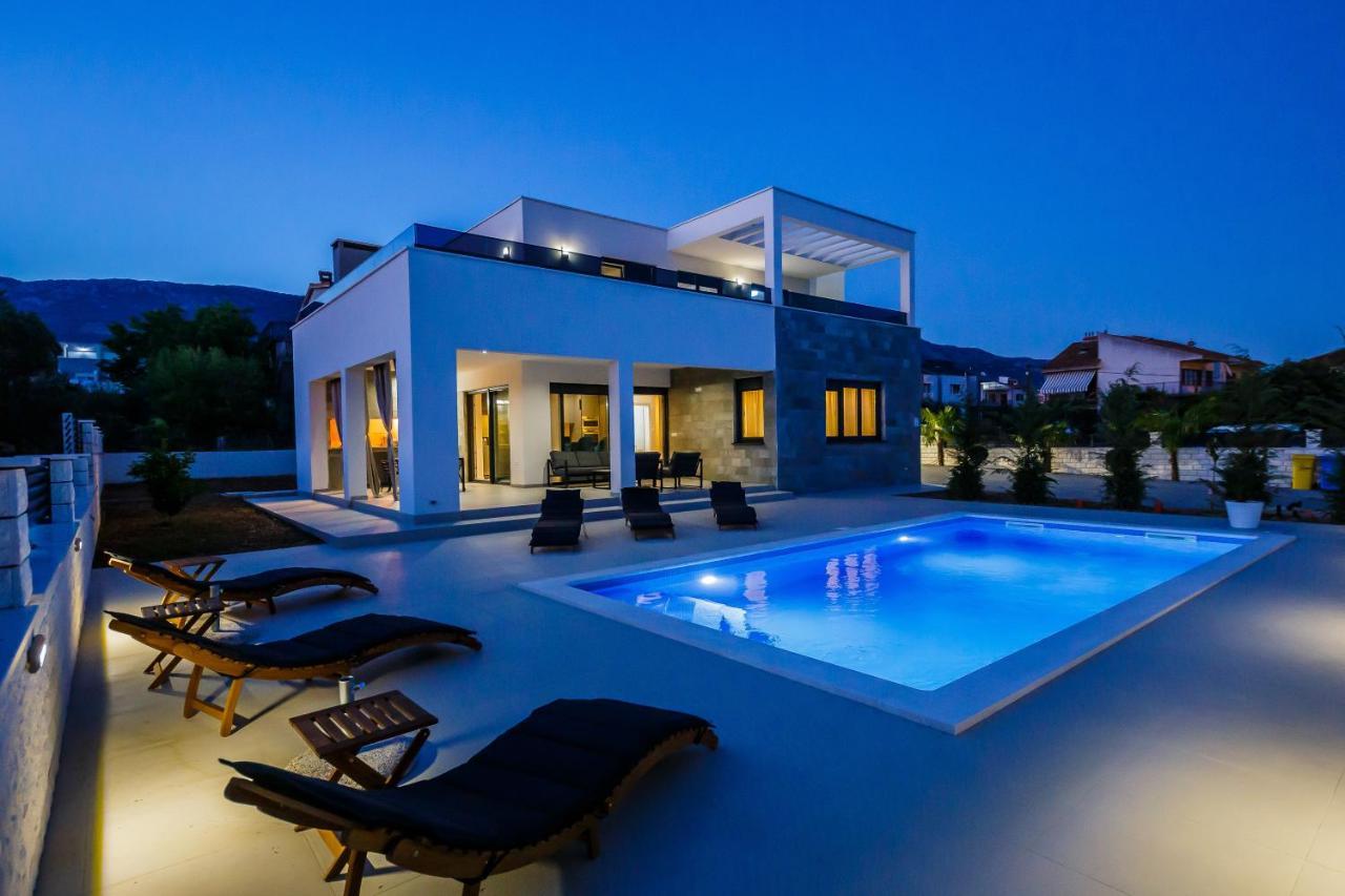 Villa Luka Kastela Luaran gambar