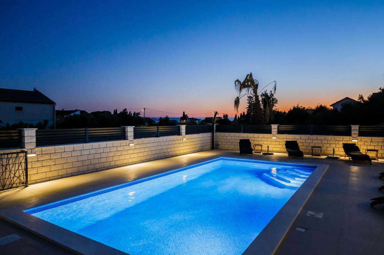 Villa Luka Kastela Luaran gambar